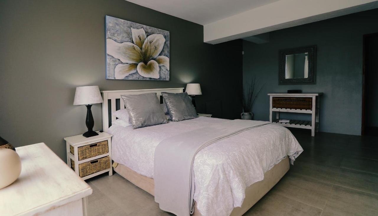 דירות ג'פריס ביי Sea Whisper Self Catering מראה חיצוני תמונה