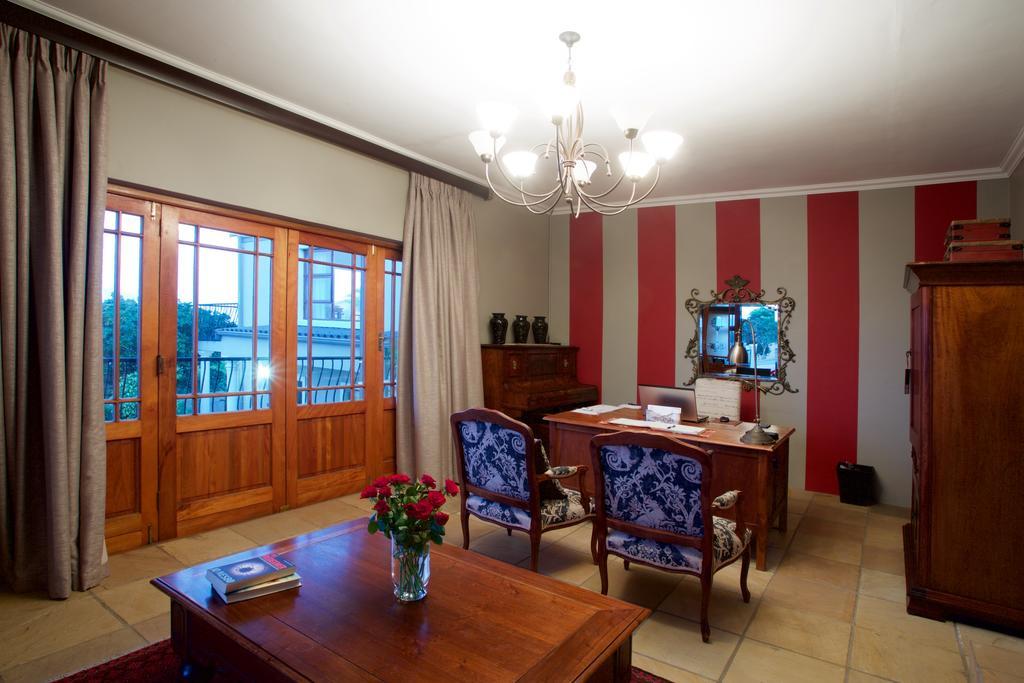דירות ג'פריס ביי Sea Whisper Self Catering מראה חיצוני תמונה