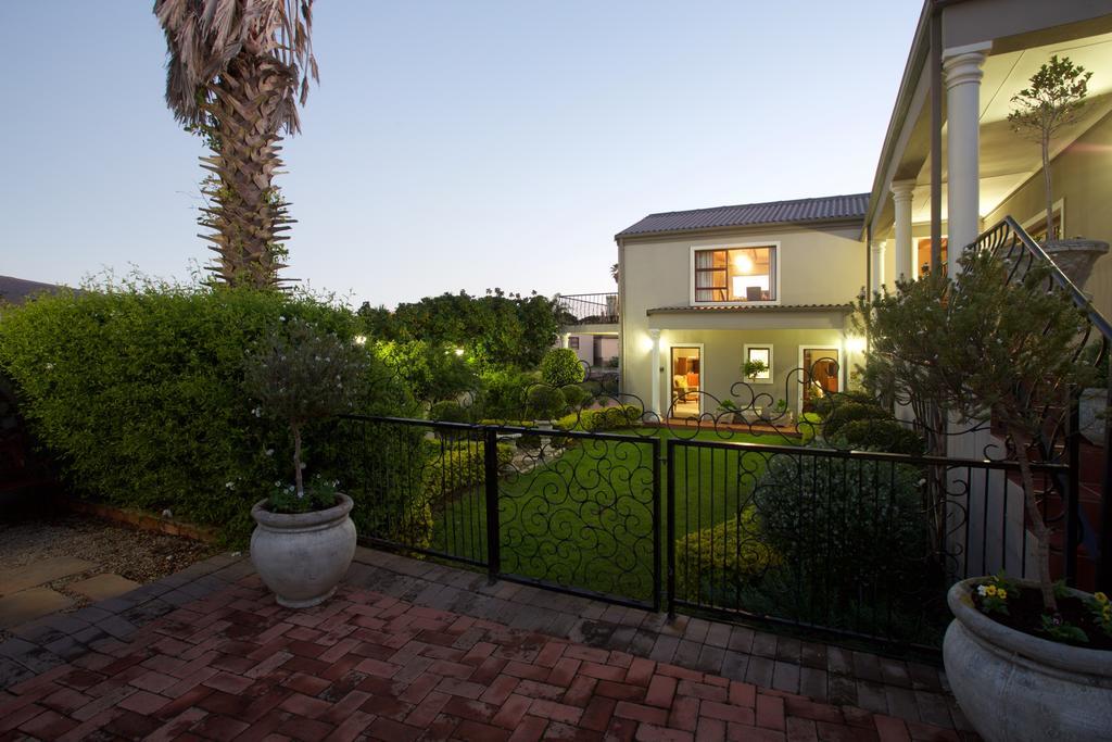 דירות ג'פריס ביי Sea Whisper Self Catering מראה חיצוני תמונה