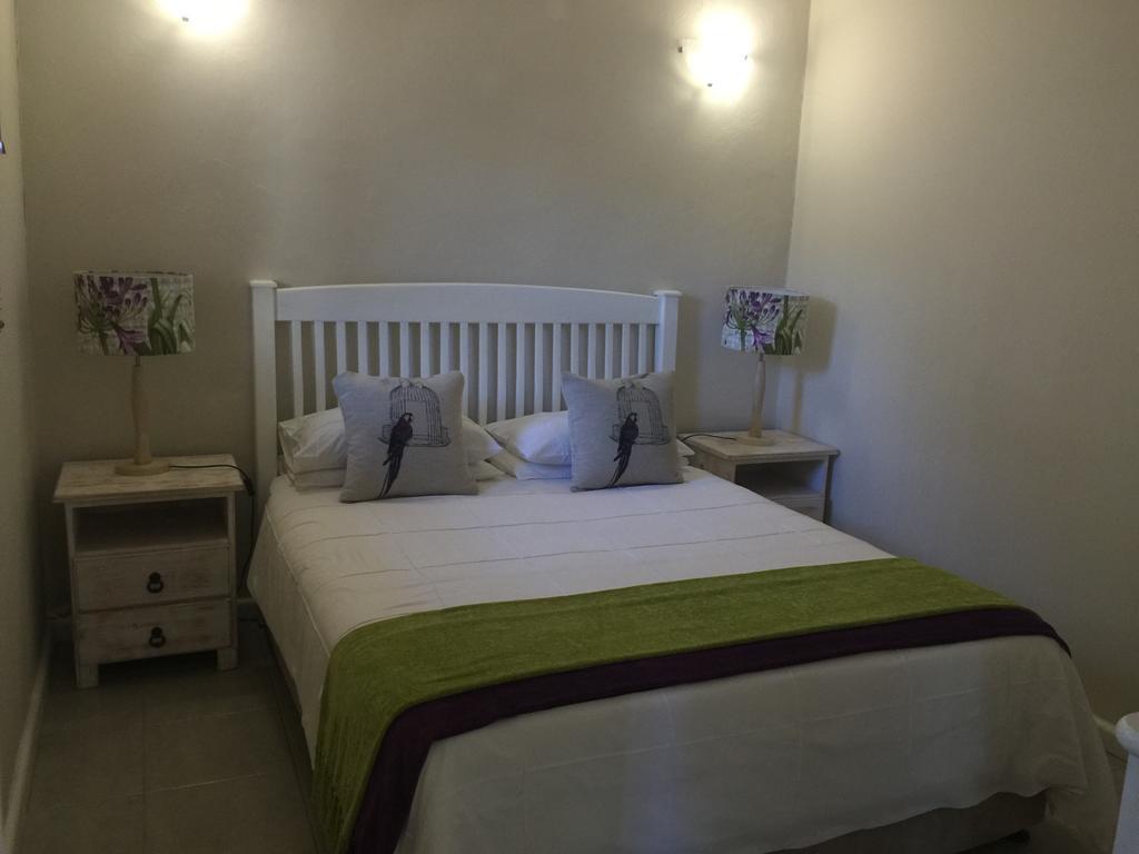 דירות ג'פריס ביי Sea Whisper Self Catering מראה חיצוני תמונה